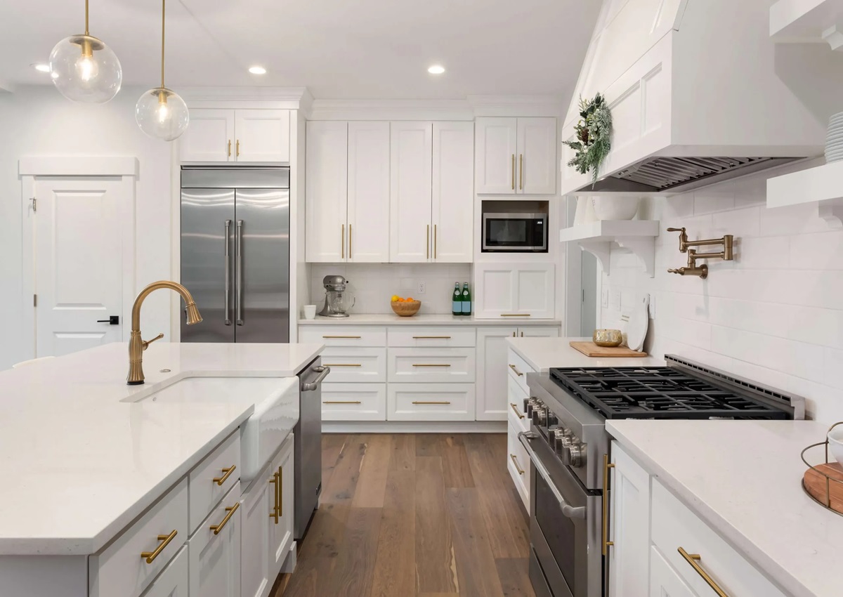 bespoke kitchen remodeling facelift